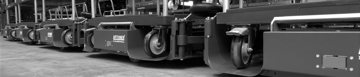 Upclose image of the Liftliner in black and white