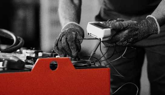 Raymond Battery Handling System