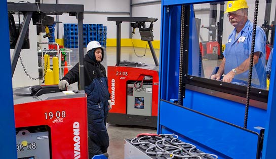 US Cold Storage; Associated Integrated Supply Chain Solutions and Raymond Customer Success Story