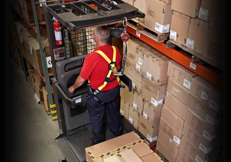 Raymond 5600 Order Picker Trucks Precise Platform Movement