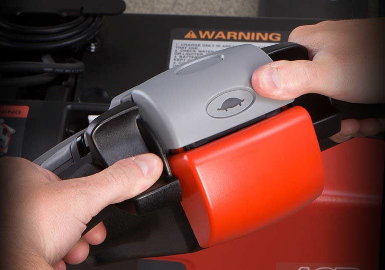 Raymond 8210 walkie pallet jack with click 2 creep